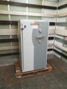 Sťahovanie bremena - trezor 1200 kg